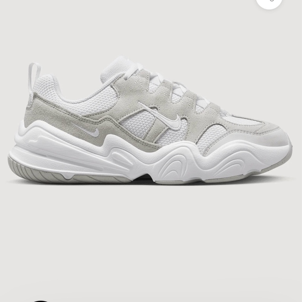 Nike Tech Hera